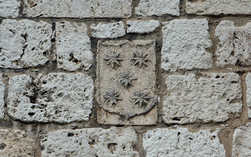Landa Ξενοδοχείο Burgo Εξωτερικό φωτογραφία Coat of arms of the House of Hohenberg